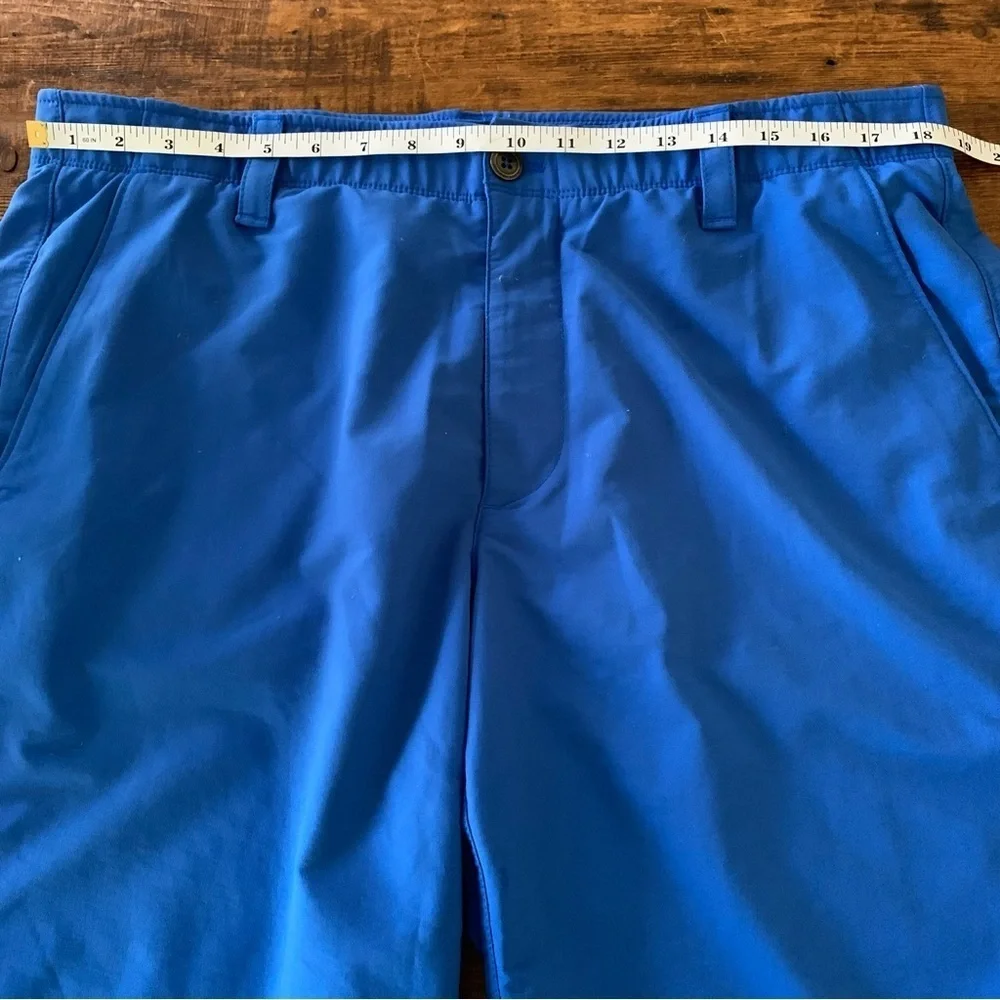 Under Armour Loose Fit Royal Blue Grip Waist Performance Shorts Golf Sz 38